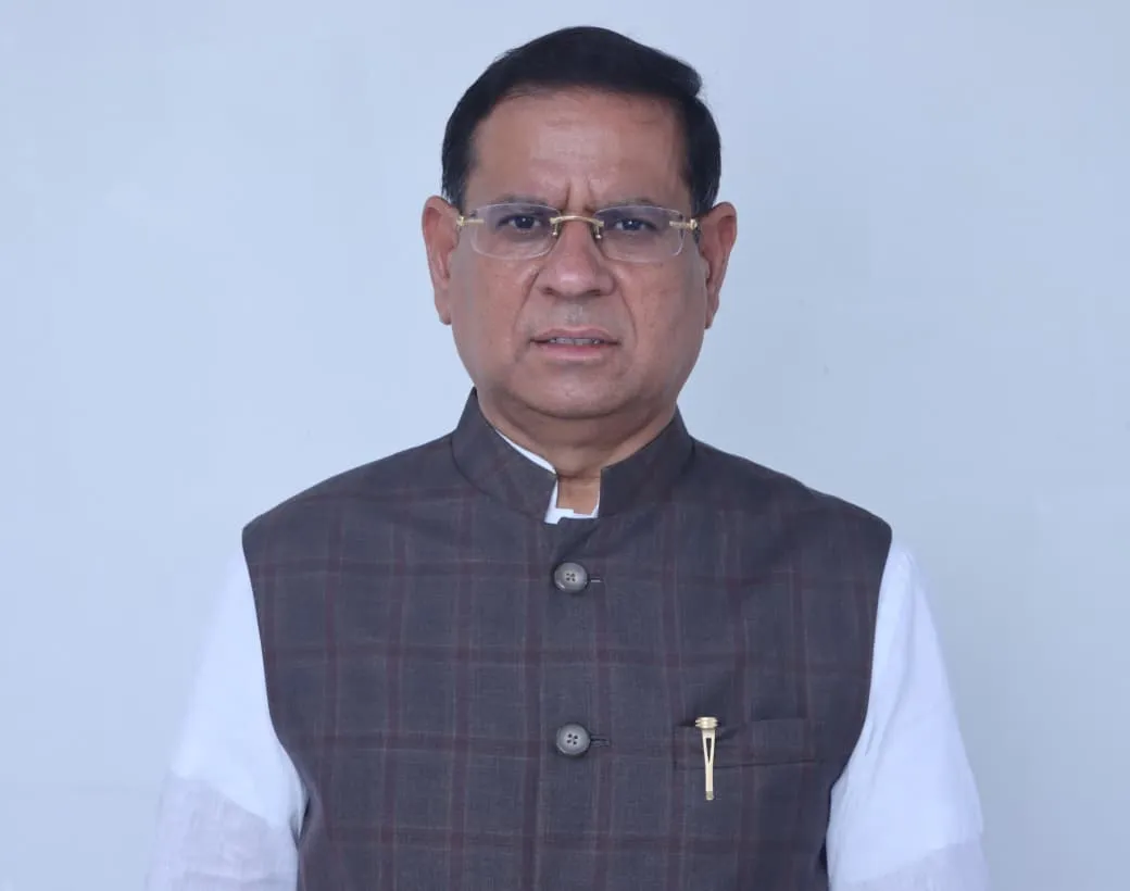 खाद्य आपूर्ति मंत्री श्री राजेश नागर