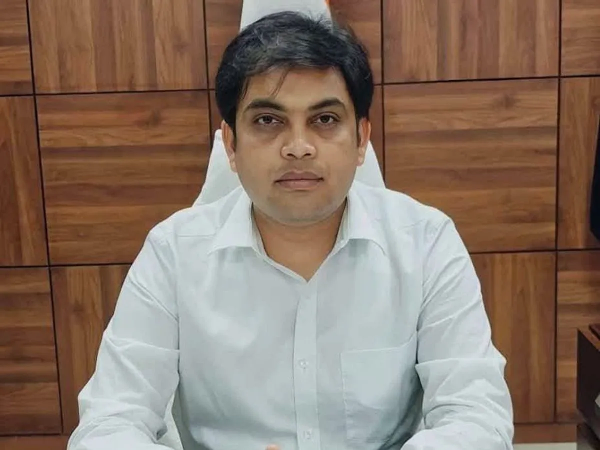 WhatsApp Image 2026-05-19 at 12.09.43 AM