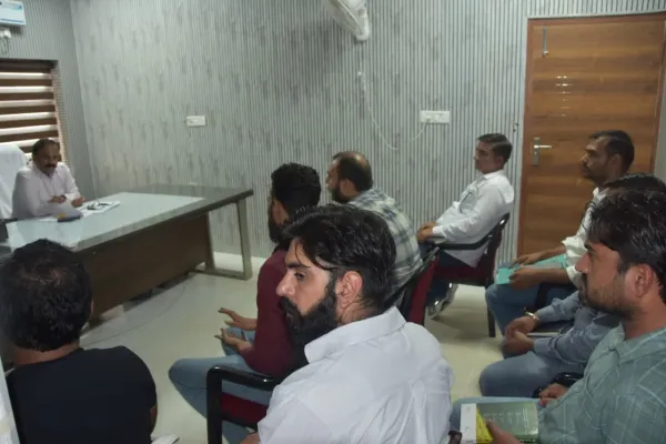 Rewari News: आवारा पशुओं के मामले में डीएमसी हुए सख्त 