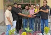 Palwal News : मिशन प्रकृति बचाओ पर्यावरण सचेतक सेवा ट्रस्ट द्वारा नागरिक अस्पताल को ग्यारह पौधे भेंट किए