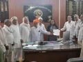 Palwal News : मांगों को लेकर संयुक्त किसान मोर्चा के प्रतिनिधि मंडल ने प्रबंध निदेशक शुगर मिल ज्ञापन सौंपा
