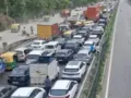 Gurugram News: नरसिंहपुर में 66000 वोल्ट की लाइन का तार गिरा, दिल्ली-जयपुर हाइवे ब्लॉक 