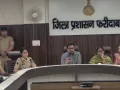 Faridabad News: फरीदाबाद हाफ मैराथन-2026 के लिए व्यापक जनभागीदारी सुनिश्चित करें अधिकारी : डीसी आयुष सिन्हा