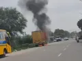 Gurugram News: गुरुग्राम शॉर्ट सर्किट ने मचाई तबाही, दो ट्रक जलकर खाक, ड्राइवर ने बचाई जान 