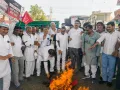 Palwal News: वोट चोर-गद्दी छोड़ो मार्च में इंडिया गठबंधन ने किया प्रदर्शन, चुनाव आयुक्त का पुतला जलाया 