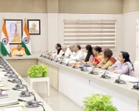 Lucknow News: स्वास्थ्य सेवाओं के विस्तार को गुणवत्ता और आधुनिक तकनीक से जोड़ें: मुख्यमंत्री