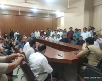 Faridabad News : डीसीपी बल्लभगढ़ प्रतीक अग्रवाल ने केमिस्ट/मेडिकल स्टोर संचालकों के साथ की बैठक 