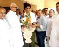 Palwal News : पंकज तंवर की स्वर्णिम जीत पर झूमा गदपुरी, विधायक रघुबीर तेवतिया ने किया सम्मानित