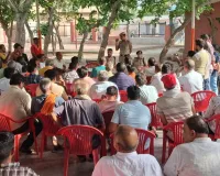 Rewari News: डीएसपी संजीव बल्हारा ने सुभाष पार्क में आमजन को किया लोगों को जागरूक 