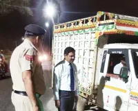 Firozpur Jhirka News: नंबर प्लेट छिपाकर वाहन चलाने वालों पर होगा आपराधिक मुकदमा दर्ज : एसडीएम लक्ष्मीनारायण