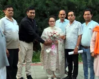 Rewari News: रेवाड़ी के 6 दुकानदारों को मिला मालिकाना हक, मंत्री आरती राव ने सौंपी रजिस्ट्री