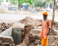 Ferozepur Jirkha News: सीवरेज लाइन बिछाने में अनियमितताओं के आरोप, निर्माण कार्य पर उठे सवाल