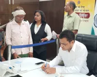 Faridabad News : जनसमस्याओं के त्वरित निपटान के लिए समाधान शिविर बना प्रभावी मंच : एसडीएम डॉ. हनी बंसल