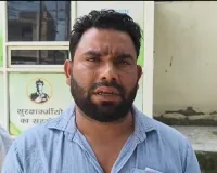 Mewat Tawdu News: सीएचसी में घायल को लेकर पहुंचे व्यक्ति की कार पर हमला, लाठियों से शीशे तोड़े।