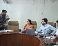 Faridabad News : जनसुनवाई शिविर में महापौर ने सुनीं नागरिकों की समस्याएं, अधिकारियों को दिए त्वरित समाधान के निर्देश