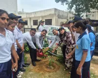 Palwal News : महाविद्यालय की एनसीसी गर्ल्स कैडेट्स ने किया पौधारोपण