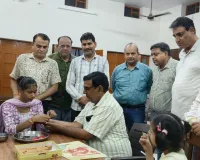 Narnaul News: नेत्रहीन बहनों के साथ भारत विकास परिषद ने मनाया रक्षा बंधन, भावुक पलों ने जीता सबका दिल