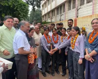 Faridabad news : हजारों स्कूली बच्चों को मिलेगी राहत, आर्य नगर में मिल्क प्लांट रोड से सेक्टर-2 तक सड़क निर्माण कार्य का शुभारंभ, RMC से बनेगीं मुख्य सड़क सहित 9 गलियां