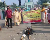 Kaithal / Gulha Cheeka News: चीका नगरपालिका व फायर कर्मियों का गुस्सा फूटा, गुस्साए कर्मियों ने सारे शहर में फैला दिया कचरा