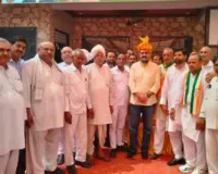 Rewari/Bawal News: कांग्रेसी कार्यकर्ता एकजुटता का परिचय दें :  पूर्व सांसद बृजेंद्र सिंह 