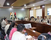 Gurugram News: अपराध पर अंकुश के लिए पुलिस ने कसी कमर, लंबित शिकायतों के त्वरित निपटारे के निर्देश