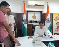 Faridabad News: समाधान शिविर बना आमजन की समस्याओं के समाधान का मंच : एसडीएम डॉ. हनी बंसल 