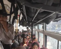Mewat/Tawdu News: 42 सीटर बस में ठूंस रखे थे छह दर्जन से अधिक बच्चे,चालक भी मिला बिना वर्दी।