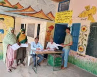 Nuh Mewat News: कोई भी योग्य मतदाता न छूटे’, विशेष गहन पुनरीक्षण नोटिस एवं सुनवाई मामलों के समयबद्ध निस्तारण पर विशेष फोकस