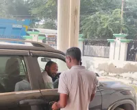 Nuh Mewat News: नूंह में ‘वोट चोर, गद्दी छोड़’ अभियान के तहत दिल्ली जा रहे कांग्रेस नेता अंजुम हुसैन को पुलिस ने किया डिटेन