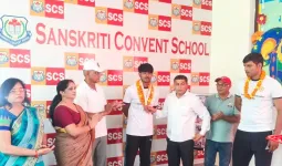 Faridabad News : मयंक नागर पदक विजेता खिलाड़ी को संस्कृति कान्वेंट स्कूल मंधावली तिगांव में किया गया सम्मानित