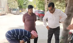 Faridabad News : निगम कमिश्नर धीरेंद्र खड़गटा ने अधिकारियों को दिए निगम क्षेत्र में चल रहे सीवर, नालियों और नालों की सफाई के कार्य का निरीक्षण करने के निर्देश 
