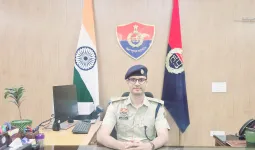Rewari News: विदेशी नागरिकों के ठहराने पर दें सूचना अन्यथा नियमों की उल्लंघना करने पर फोर्नर एक्ट के तहत होगी कार्रवाई : एसपी हेमेंद्र  