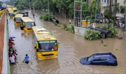 Gurugram News:  गुरुग्राम में जलभराव वाली सड़कों पर स्कूल बसों की एंट्री बैन, बच्चों की सुरक्षा को लेकर सख्त आदेश