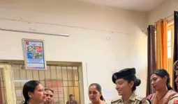 Narnaul News: हरियाणा राज्य महिला आयोग की सदस्य का बड़ा एक्शन: चरखी दादरी में महिला थाना और गर्ल्स स्कूल का औचक निरीक्षण किया