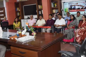 Palwal News : सभी विभाग पारदर्शिता, जवाबदेही और संवेदनशीलता के साथ करें कार्य : उपायुक्त