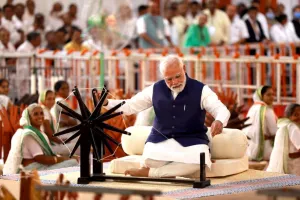 New Delhi News :प्रधानमंत्री श्री नरेंद्र मोदी के मार्गदर्शन में खादी और ग्रामोद्योग आयोग (केवीआईसी) ने प्रदर्शन के नए आयाम स्थापित किए।