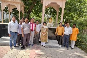 Faridabad News : स्व. लाला रतन सिंह गुप्ता की 94वीं जयंती के अवसर पर जल सेवा अभियान