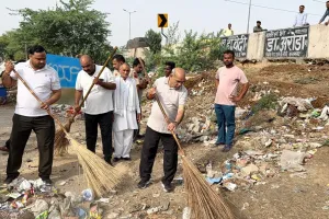 Faridabad News : स्वच्छता अभियान के तहत वार्ड-46 में विशेष सफाई अभियान की शुरुआत