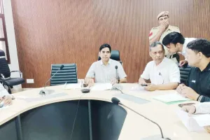 Hathhin Palwal news: मतदाता सूची विशेष गहन पुनरीक्षण (एसआईआर)-2026 लोकतंत्र को मजबूत बनाने की महत्वपूर्ण प्रक्रिया : एसडीएम हरिराम