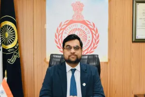 Faridabad news- 14 जुलाई की अंतिम तिथि का इंतजार न करें, समय रहते जमा कराएं एसआईआर एन्यूमरेशन फॉर्म : उपायुक्त आयुष सिन्हा