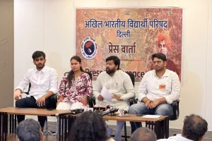 New Delhi News: सत्य निकेतन हादसे के लिए जिम्मेदारों पर हो कठोर कार्रवाई, एमसीडी आयुक्त दें इस्तीफा: अभाविप