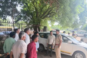 Narnaul News: ऑटो-रिक्शा व टैक्सी चालकों को निर्धारित ड्रेस कोड का पालन करने के निर्देश