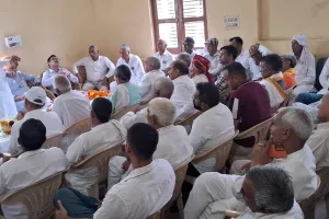Gurugram/Farukhnagar News: फर्रूखनगर में जिले की 17 गौशालाओं की बैठक, गौचारा व आवारा पशुओं के मुद्दों पर हुई विस्तृत चर्चा