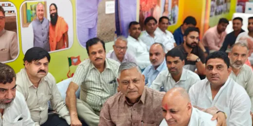 Palwal/ Hodal News: पक्ष विपक्ष के नेताओं ने विधायक हरेन्द्र रामरतन की माता के निधन पर की श्रद्धाजलि अर्पित