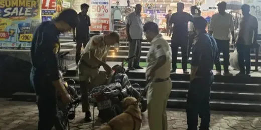 Narnaul News: अपराधों पर अंकुश लगाने के लिए एक्शन मोड में पुलिस, एसपी दीपक कुमार के निर्देश पर डिटेक्टिव टीम का विशेष चेकिंग व गश्त अभियान
