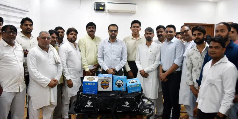 Nuh/Mewat News: खेलो मेवात अभियान के तहत 32 ग्राम पंचायतों को वितरित की गई खेल सामग्री