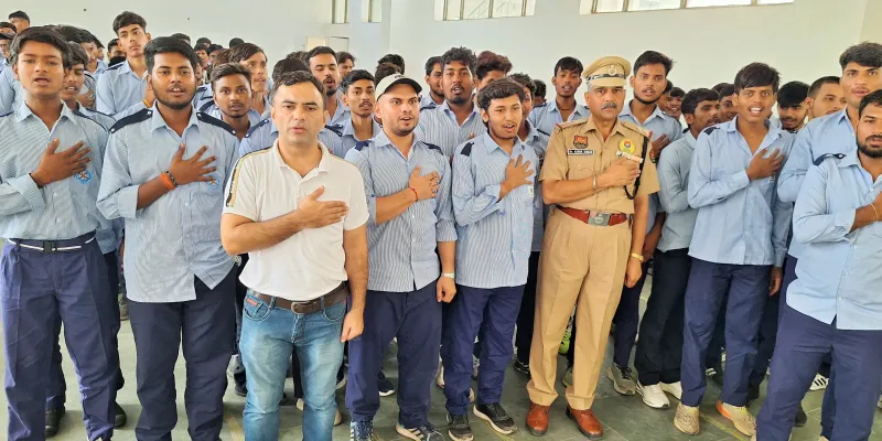 Faridabad News : नशे को न, जीवन को हाँ के स्वरों से गुंजा संस्थान