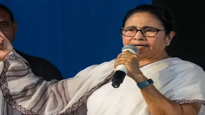 ममता बनर्जी का केंद्र पर बड़ा हमला: “बंगाल पर आघात किया तो पूरा भारत हिला दूंगी”