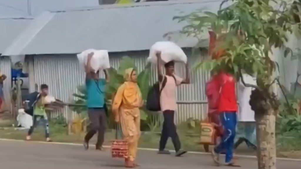 पश्चिम बंगाल में SIR का असर ,बांग्लादेशी डरकर अपने देश लौटने लगे | 