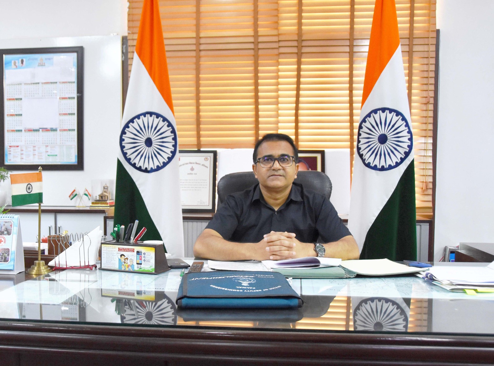 500 वर्ग गज तक की शामलात भूमि पर अनाधिकृत रूप से निर्मित घर होंगे नियमित : उपायुक्त डा. हरीश कुमार वशिष्ठ